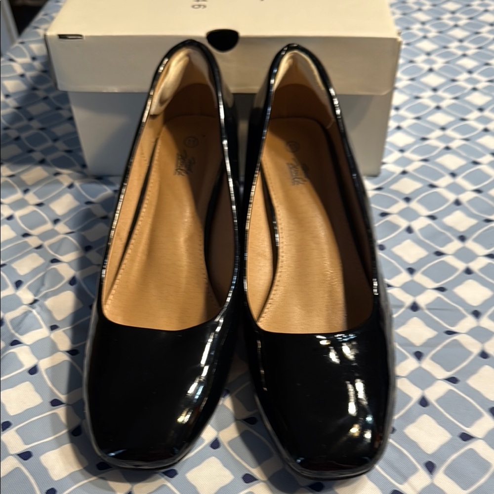 Elegant Black Women's Shoes